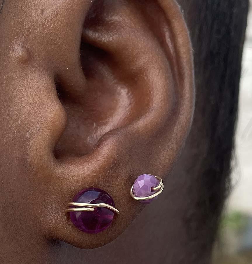 raspberry fluorite stud earring in gold 