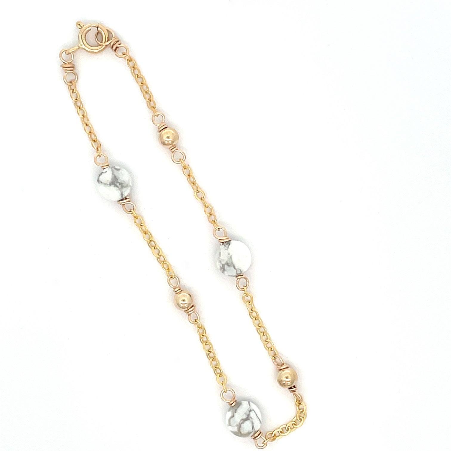 White howlite bracelet 