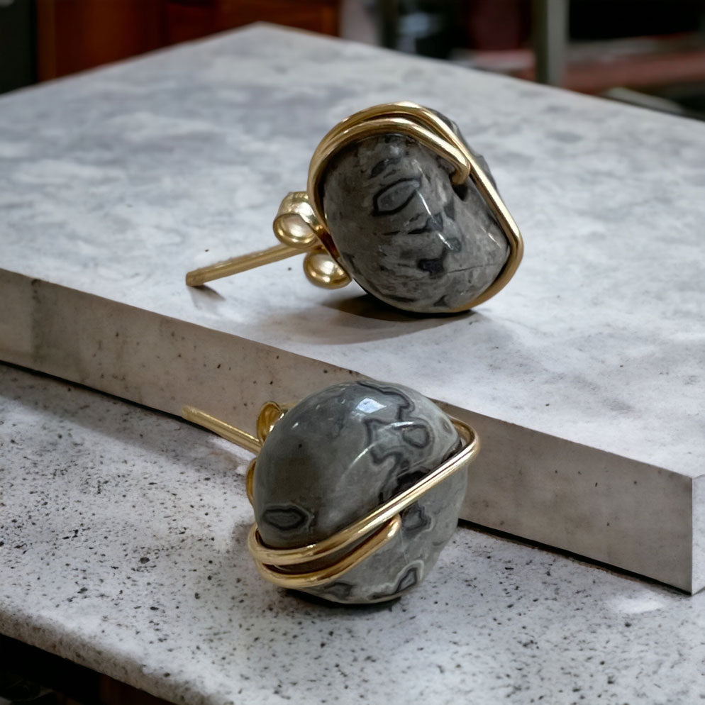 Grey jasper earrings  in gold 