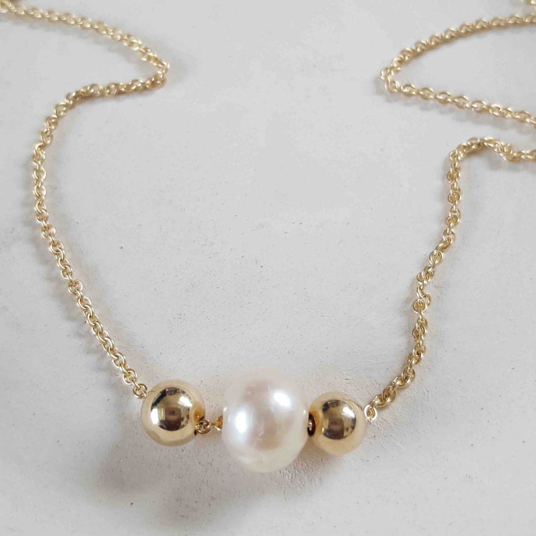 Gold ball necklace | Pearl |Minimalistic collection - Summer Gems