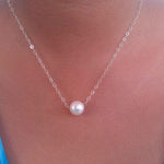Load image into Gallery viewer, Floating pearl necklace in silver
